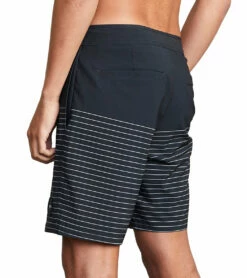 RVCA Men's Curren 18" Trunk Boardshort -TYR Sales 5668482187432 black 5a
