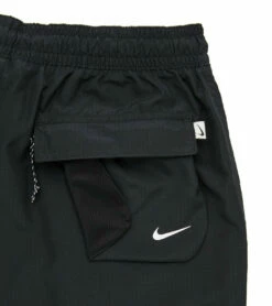 Nike Men's 18" Explore (Better) Voyage Swim Trunks -TYR Sales 7756922978472 black 4a